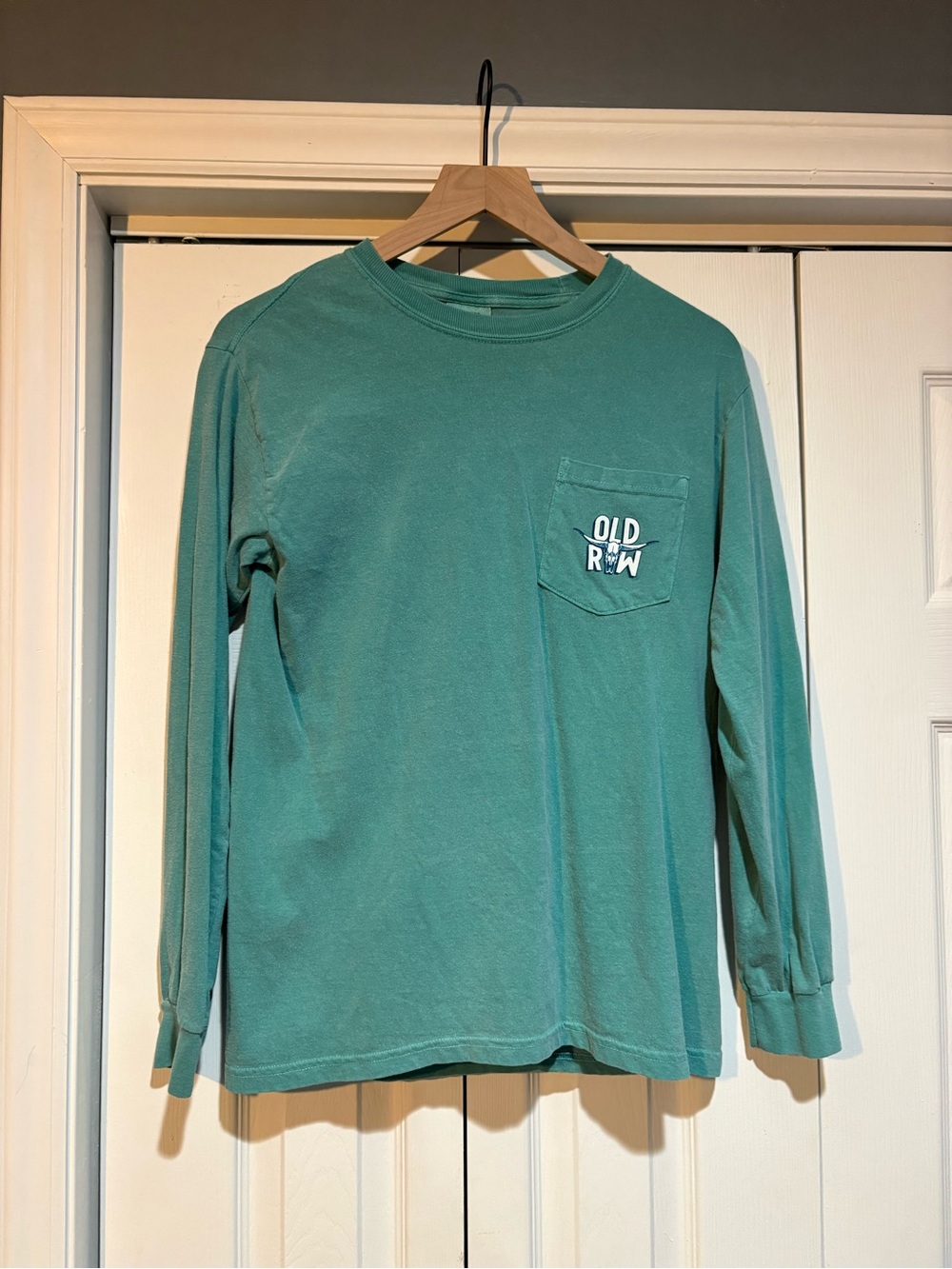 Old Row Men's Long Sleeve Pocket Tee in Teal